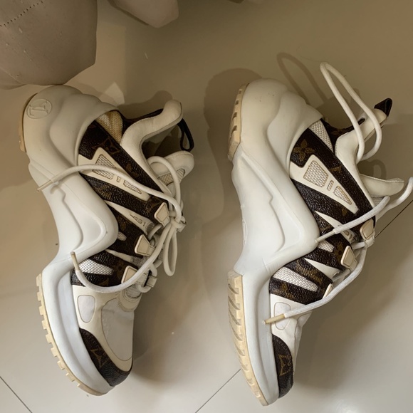 Authentic Louis Vuitton Archlight Sneakers 37 - Picture 2 of 15